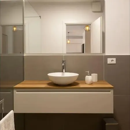 Comfort Apartment Tirana