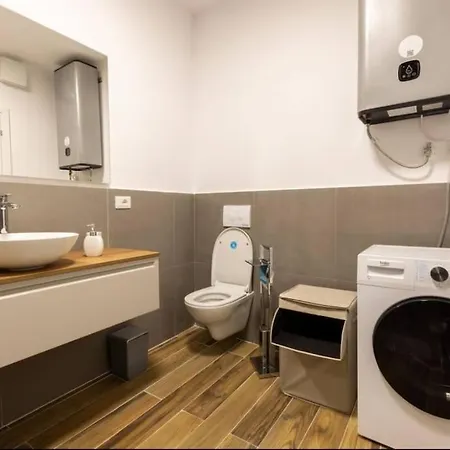 Apartment Comfort *
